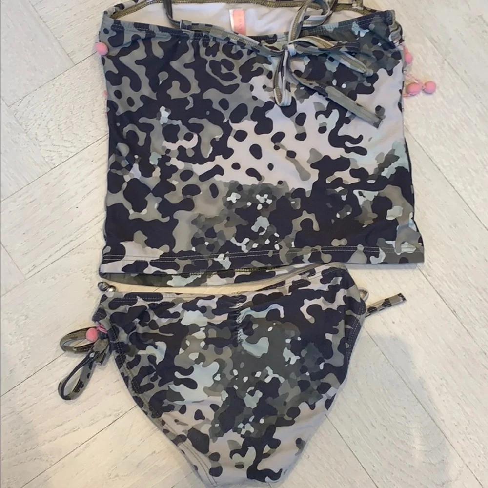 Pilly Q Girls Tankini swimsuit size 8 camouflage